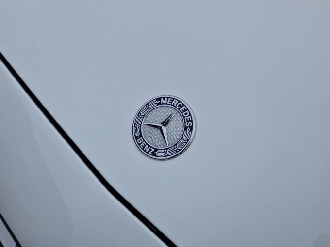 2025 Mercedes-benz C-class