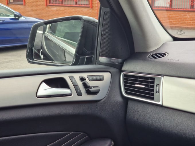 2025 Mercedes-benz M-class