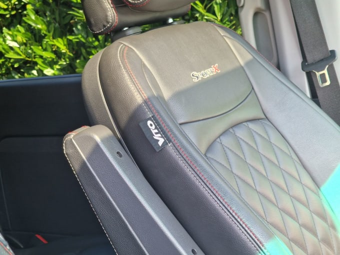 2025 Mercedes-benz Vito