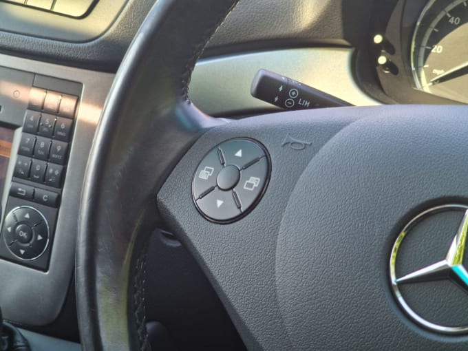 2025 Mercedes-benz Vito