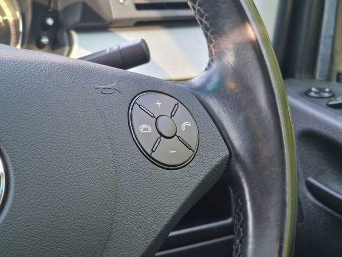 2025 Mercedes-benz Vito