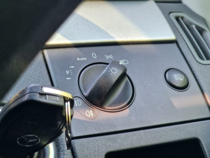 2025 Mercedes-benz Vito
