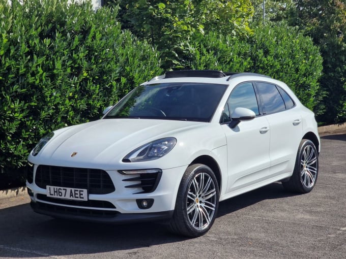 2025 Porsche Macan