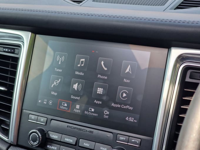 2025 Porsche Macan