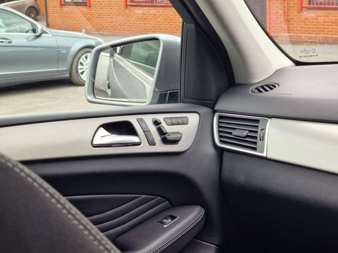 2025 Mercedes-benz M-class