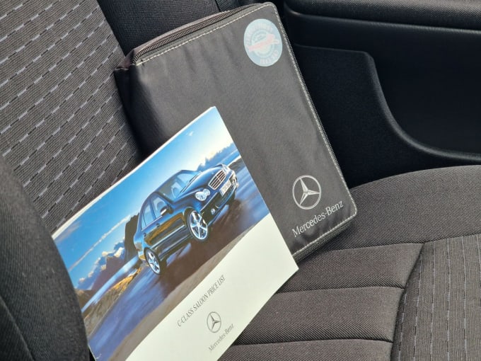 2025 Mercedes-benz C-class