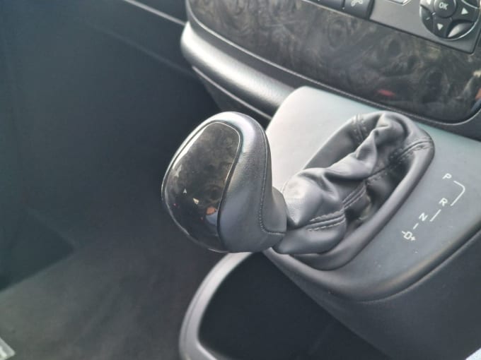 2025 Mercedes-benz Viano