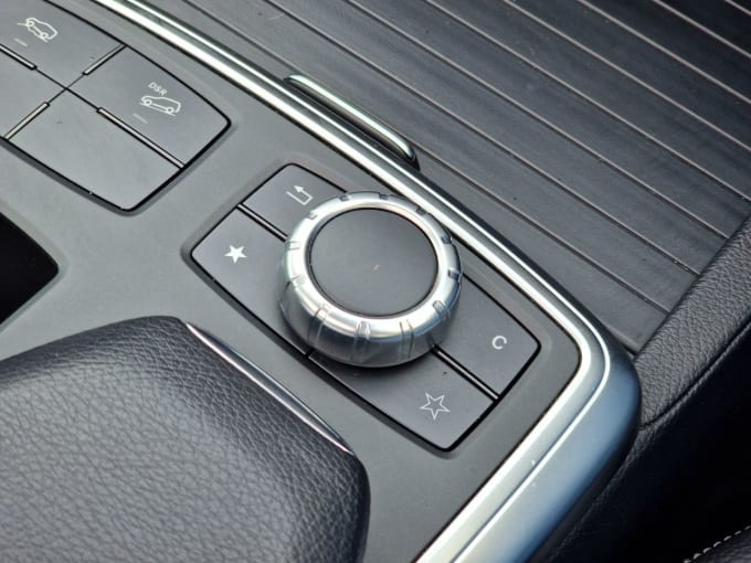 2025 Mercedes-benz M-class
