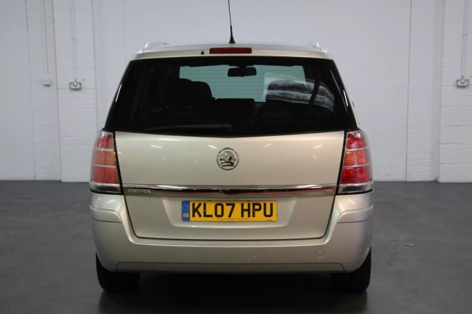 2025 Vauxhall Zafira