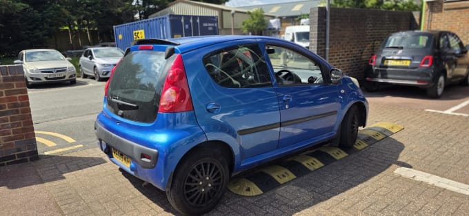 2025 Peugeot 107