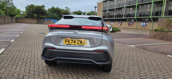 2025 Toyota C-hr
