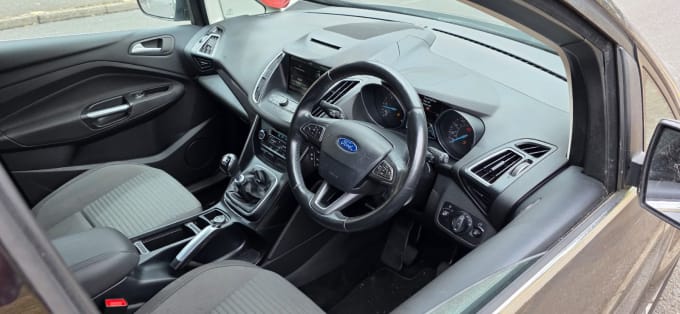 2025 Ford C-max