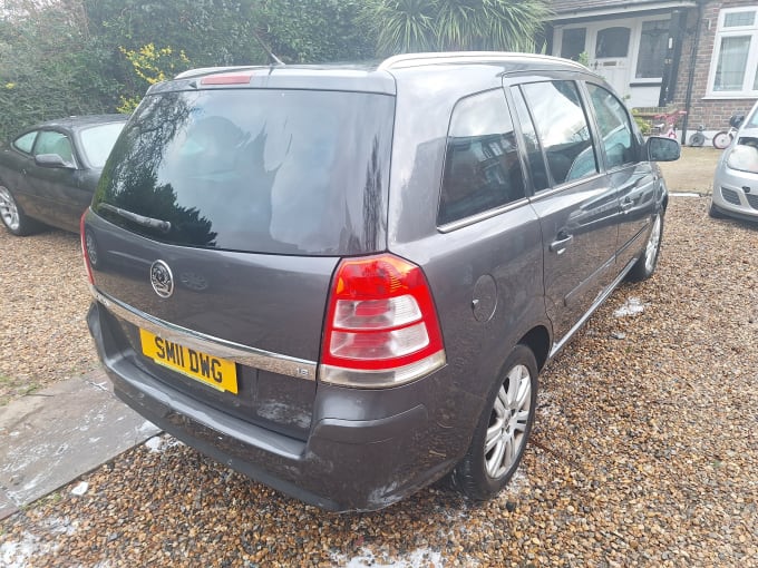 2025 Vauxhall Zafira