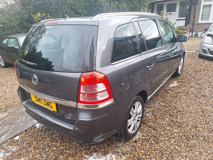 2025 Vauxhall Zafira