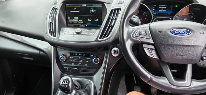2025 Ford C-max
