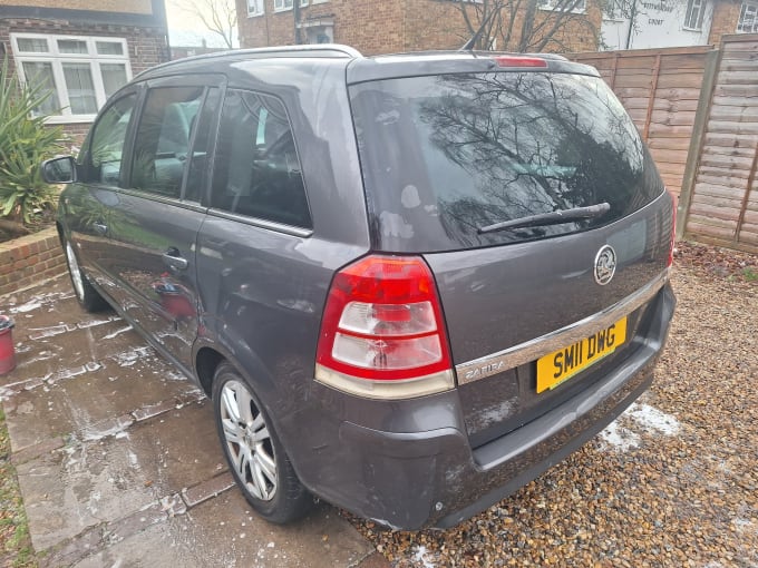 2025 Vauxhall Zafira