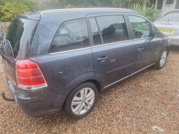 2025 Vauxhall Zafira