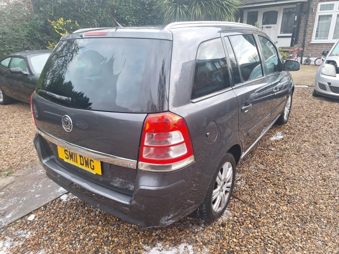 2025 Vauxhall Zafira