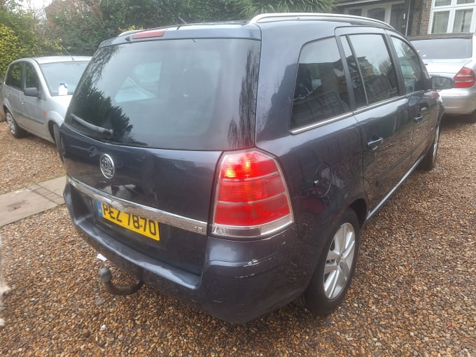 2025 Vauxhall Zafira