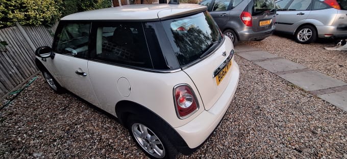 2025 Mini Hatch One