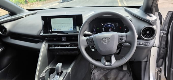2025 Toyota C-hr