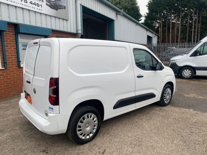 2025 Vauxhall Combo