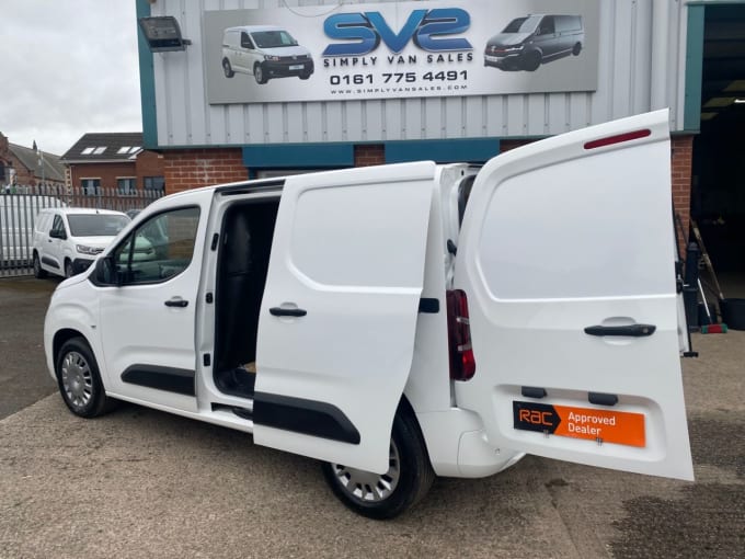 2024 Vauxhall Combo