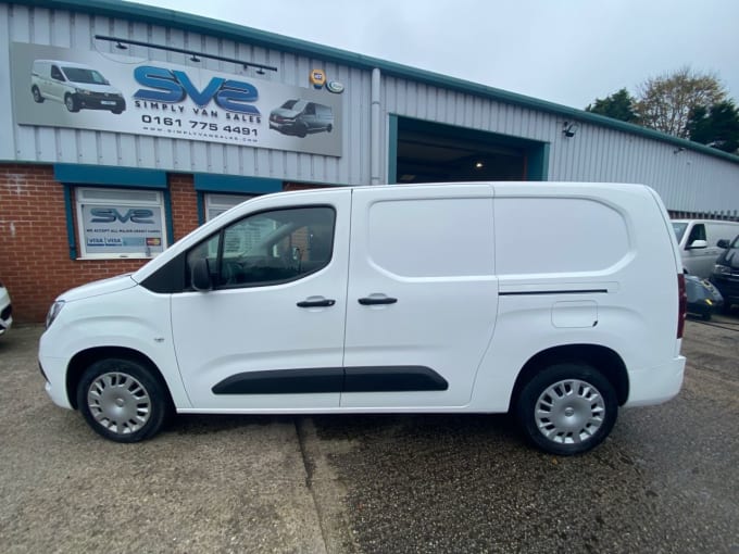 2025 Vauxhall Combo