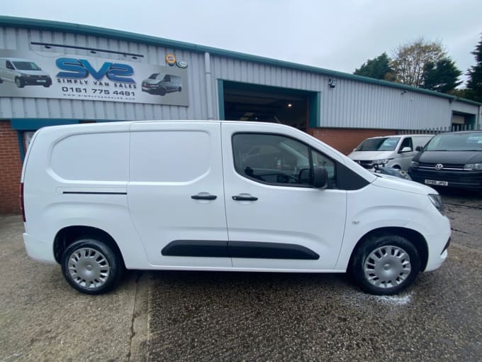 2025 Vauxhall Combo