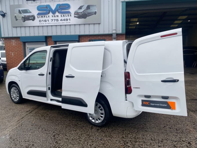 2025 Vauxhall Combo