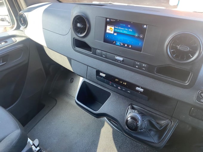 2025 Mercedes-benz Sprinter