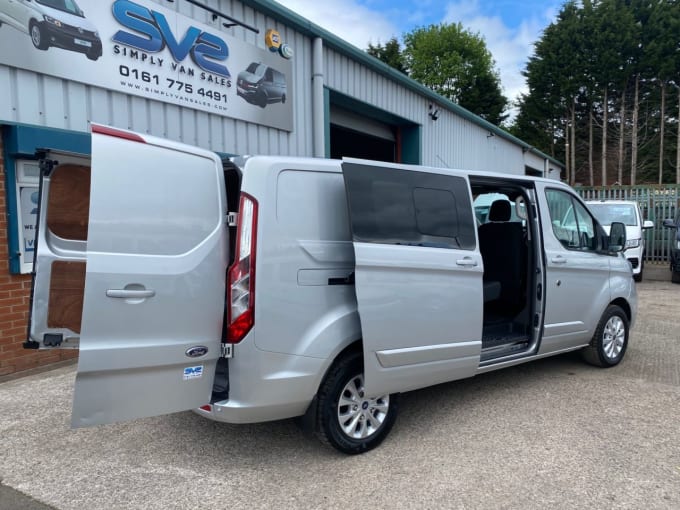 2025 Ford Transit Custom