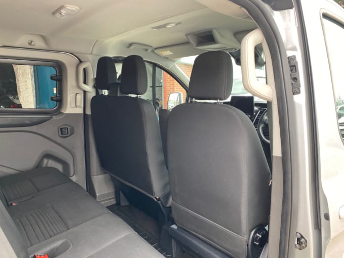 2025 Ford Transit Custom