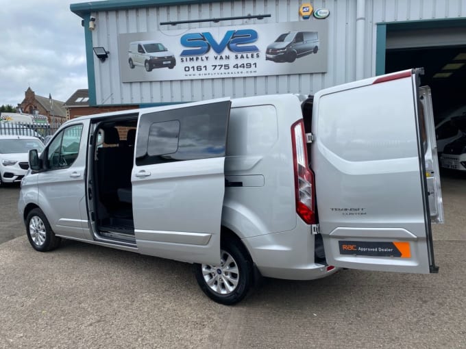 2025 Ford Transit Custom