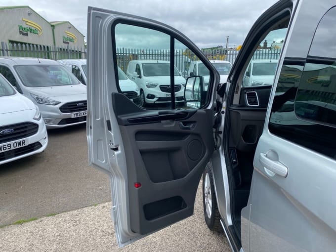 2025 Ford Transit Custom