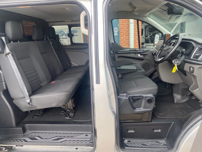 2025 Ford Transit Custom