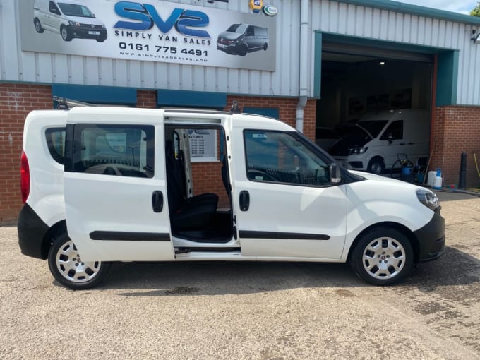 2025 Fiat Doblo