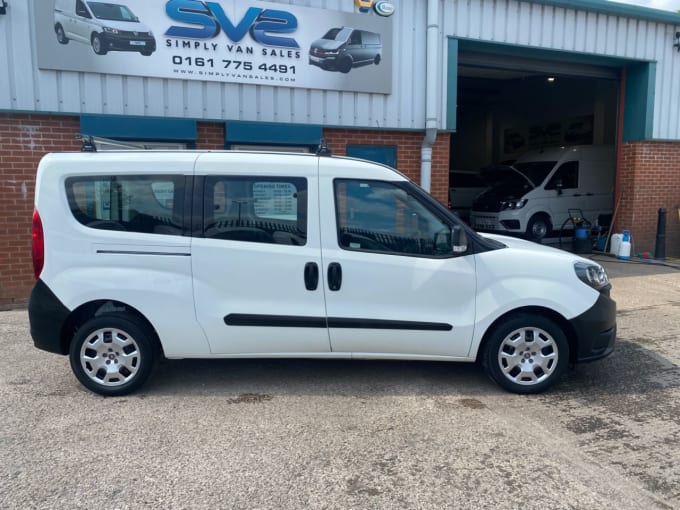 2025 Fiat Doblo