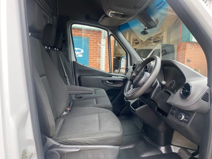 2025 Mercedes-benz Sprinter