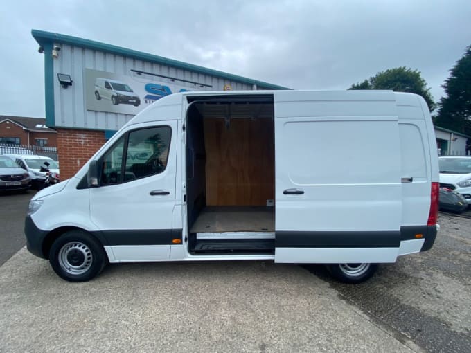 2025 Mercedes-benz Sprinter
