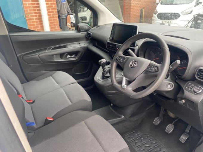 2025 Vauxhall Combo