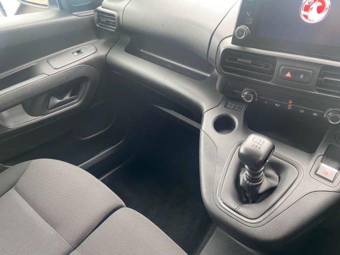 2025 Vauxhall Combo