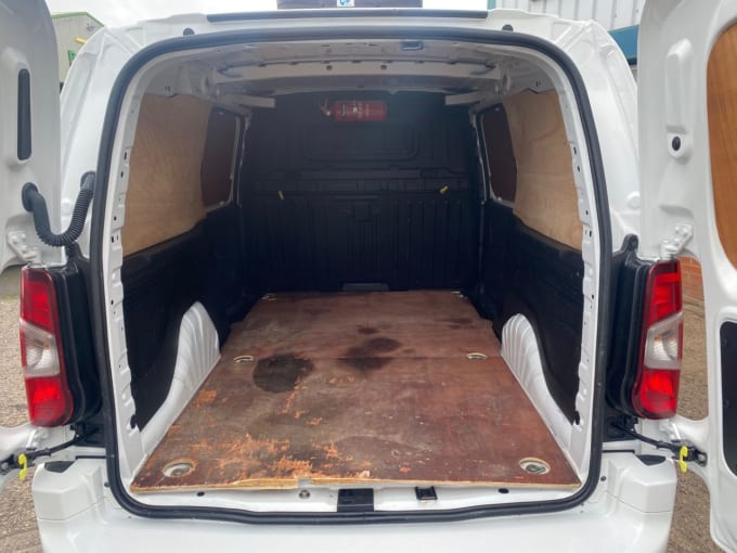2025 Vauxhall Combo