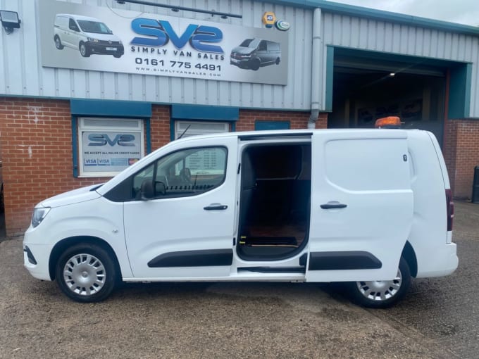 2025 Vauxhall Combo