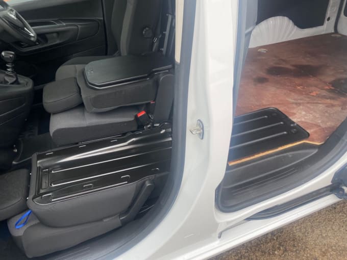 2025 Vauxhall Combo