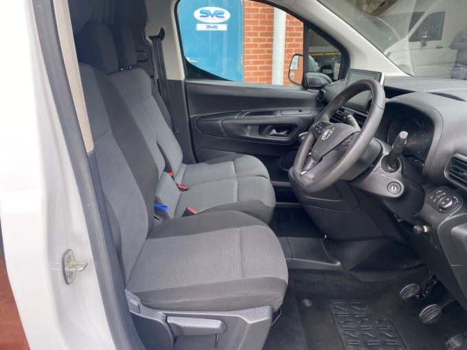 2025 Vauxhall Combo