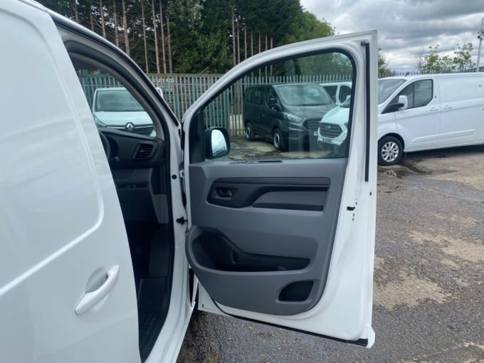 2025 Vauxhall Vivaro