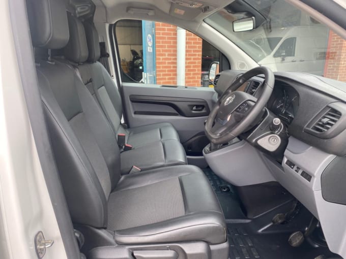 2025 Vauxhall Vivaro