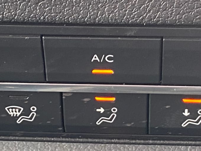 2025 Vauxhall Vivaro
