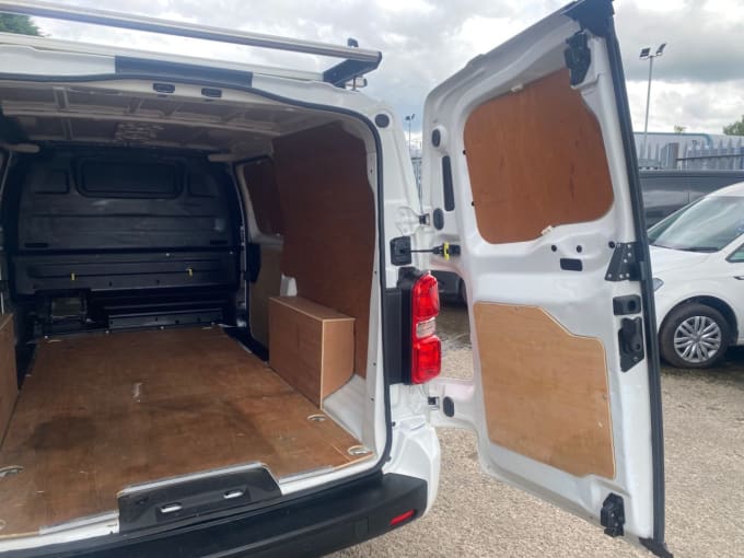 2025 Vauxhall Vivaro